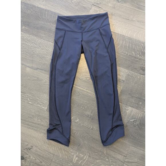 Lululemon Capri Leggings w/ Side Detail & Pocket Sz 4 Navy - Picture 1 of 7